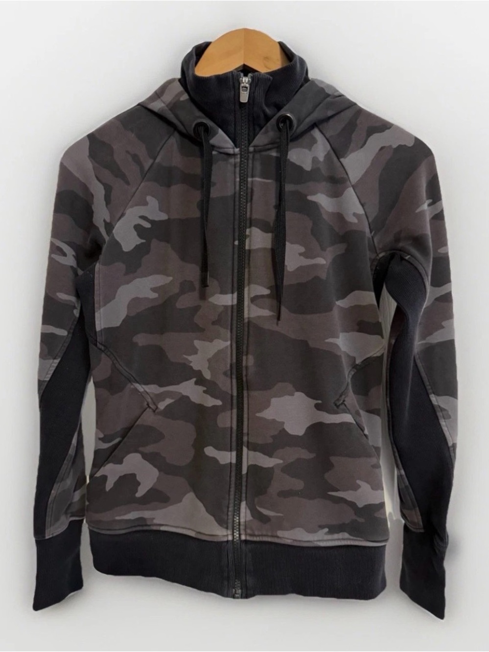 Athleta Women Triumph Size S Black Gray Camo Full Zip Hoodie Gym Workout